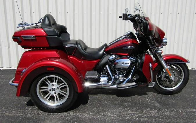 2018 Harley-Davidson® FLHTCUTG - Tri Glide® Ultra