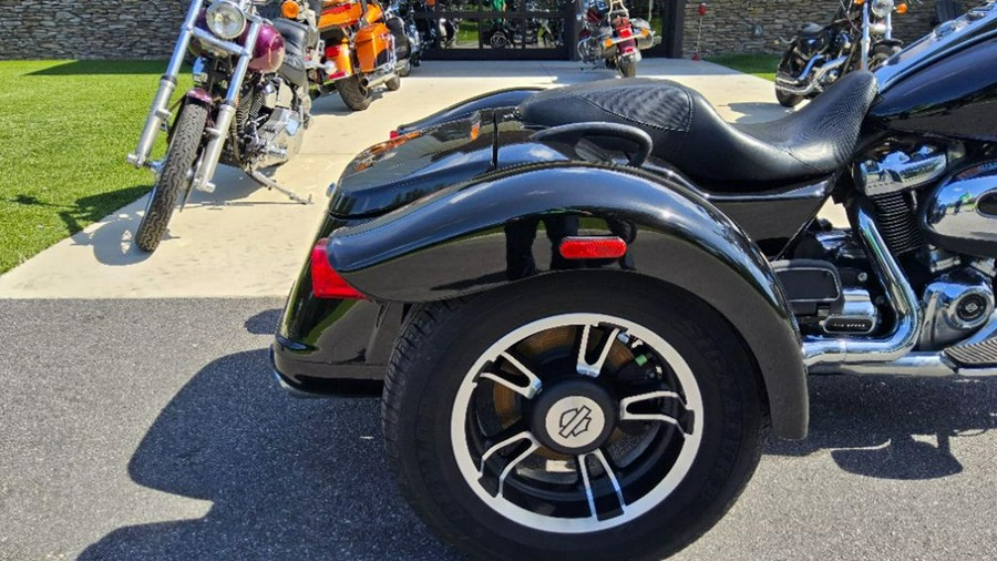 2017 Harley-Davidson Freewheeler