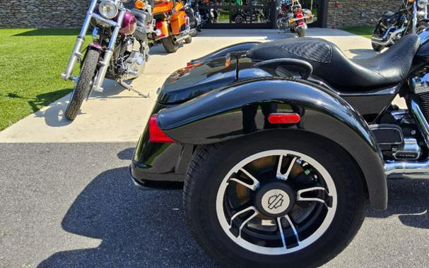 2017 Harley-Davidson Freewheeler