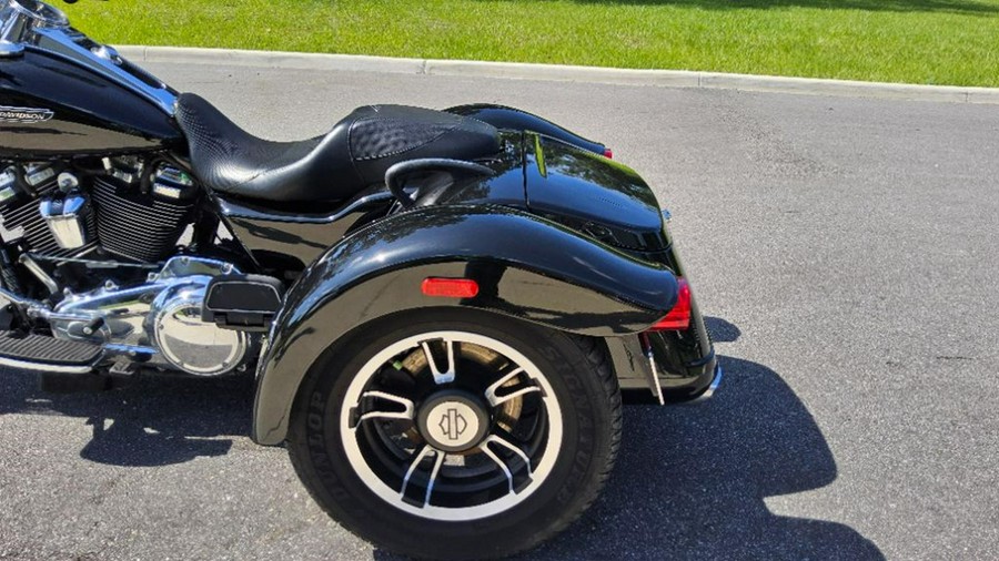 2017 Harley-Davidson Freewheeler