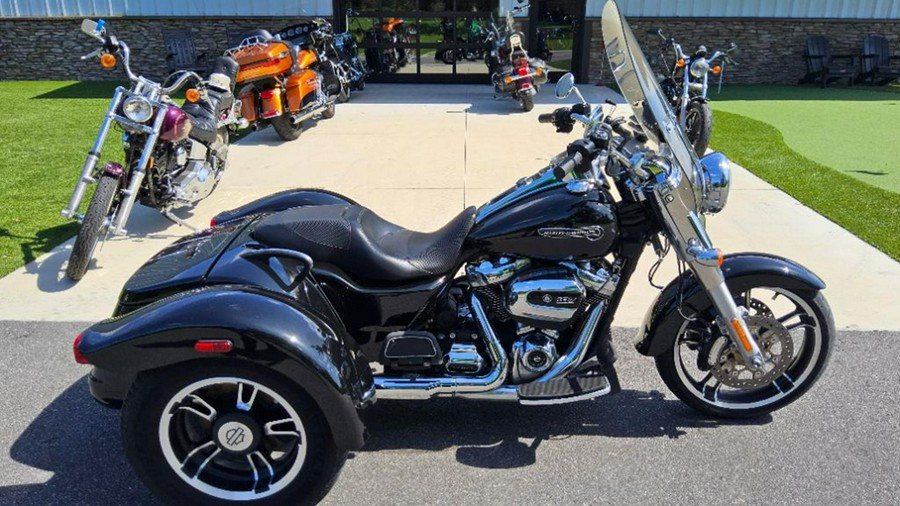 2017 Harley-Davidson Freewheeler