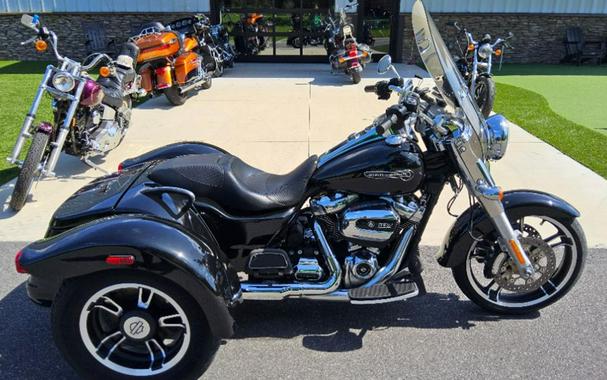 2017 Harley-Davidson Freewheeler