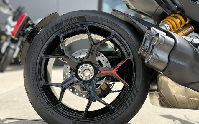 2026 Ducati DIAVEL V4 RS