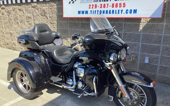 2018 Harley-Davidson® FLHTCUTG - Tri Glide® Ultra