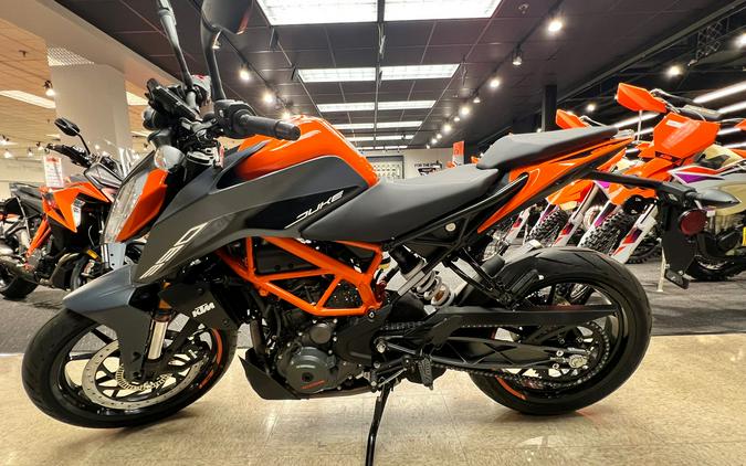 2023 KTM 390 Duke