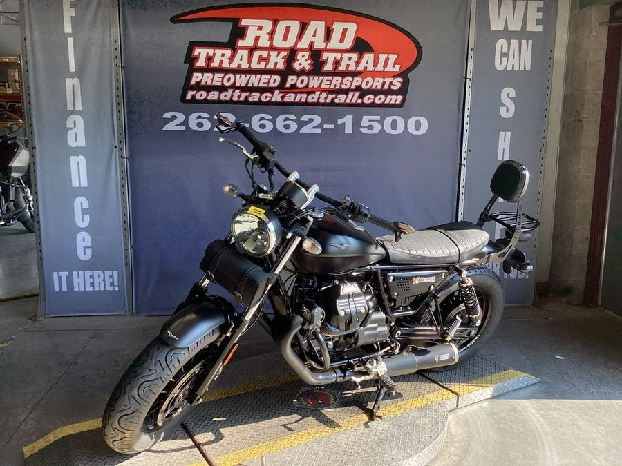 2017 Moto Guzzi V9 Bobber