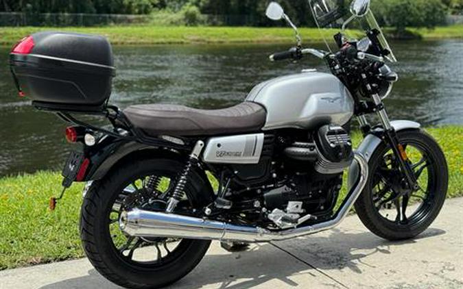 2019 Moto Guzzi V7 III Special