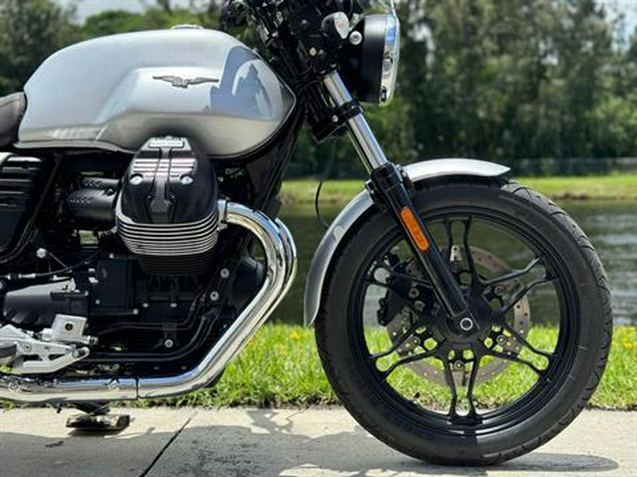 2019 Moto Guzzi V7 III Special