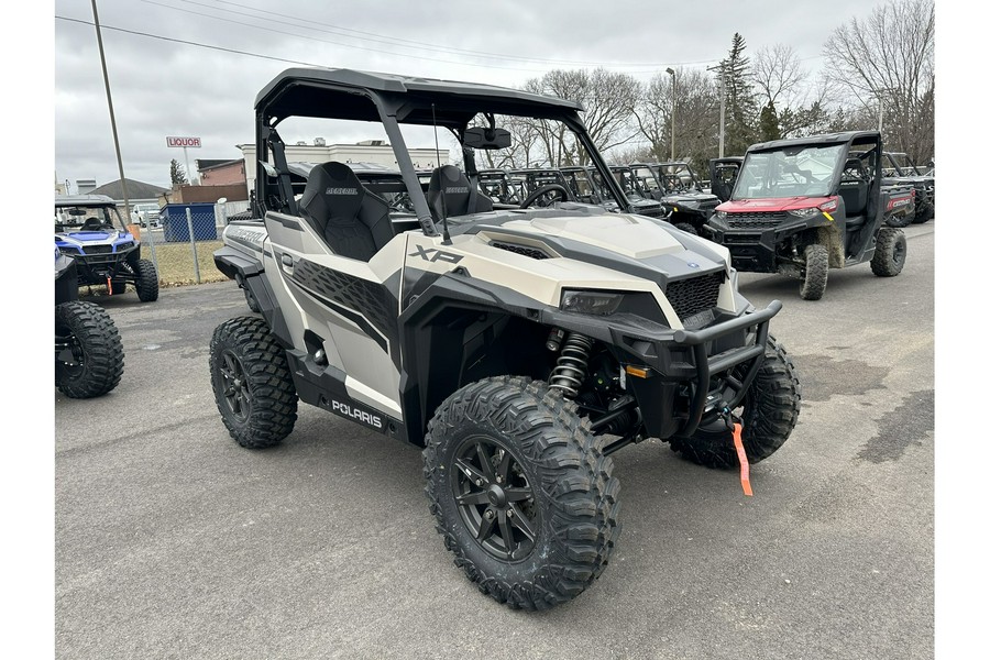 2024 Polaris Industries GENERAL XP 1000 PREMIUM