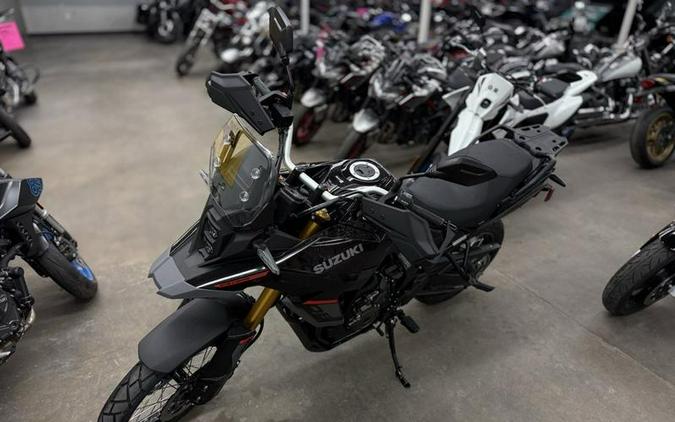2025 Suzuki V-STROM 800DE