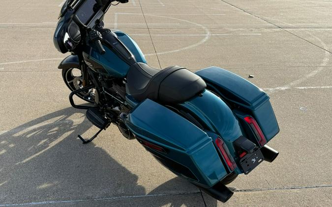 2026 Harley-Davidson® Street Glide® Teal Thunder / Vivid Black - Black