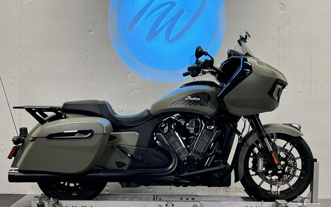 2025 Indian Motorcycle Challenger® Dark Horse® 112