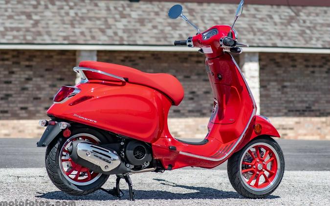 2023 Vespa Primavera 150 (RED)