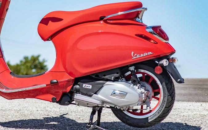 2023 Vespa Primavera 150 (RED)