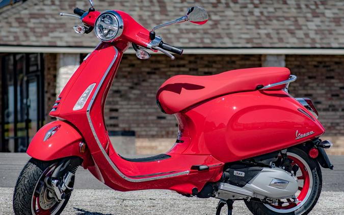 2023 Vespa Primavera 150 (RED)