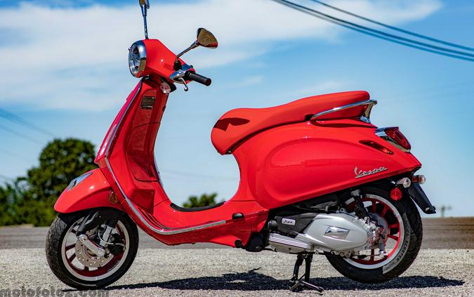 2023 Vespa Primavera 150 (RED)