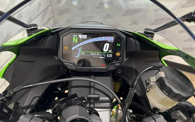 2024 Kawasaki Ninja® ZX™-6R 40th Anniversary Edition ABS