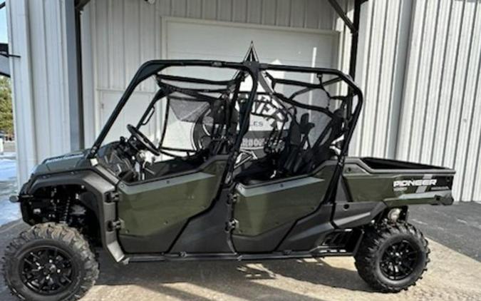 2025 Honda® Pioneer 1000-6 Deluxe Crew