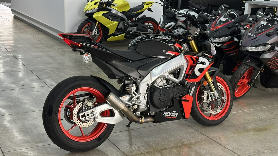 2022 Aprilia Tuono V4 1100 Factory