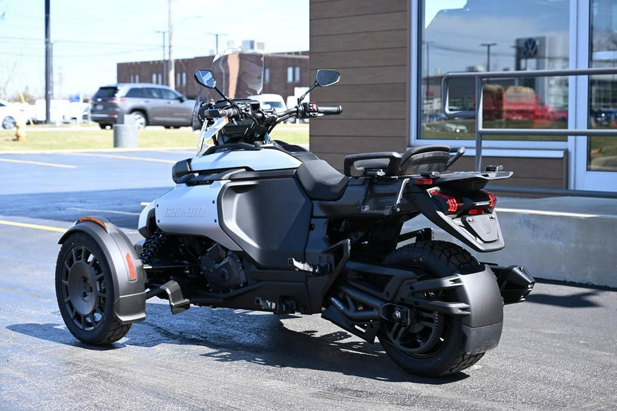 2025 Can-Am® Canyon