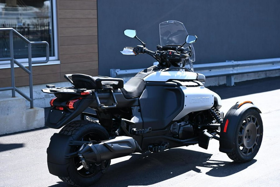 2025 Can-Am® Canyon