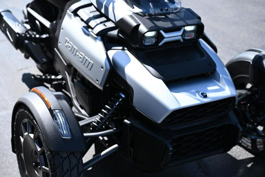 2025 Can-Am® Canyon