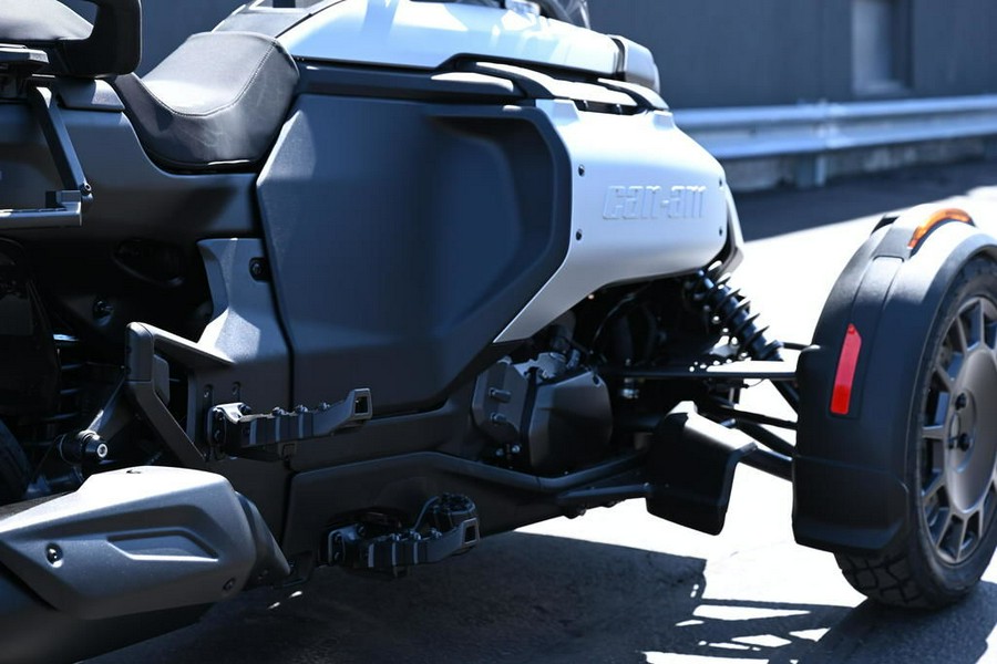 2025 Can-Am® Canyon