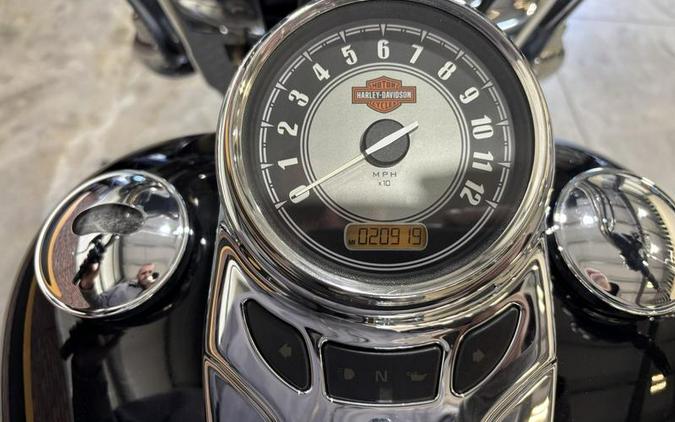 2016 Harley-Davidson® FLSTC - Heritage Softail® Classic