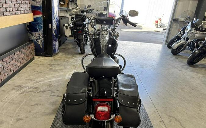 2016 Harley-Davidson® FLSTC - Heritage Softail® Classic