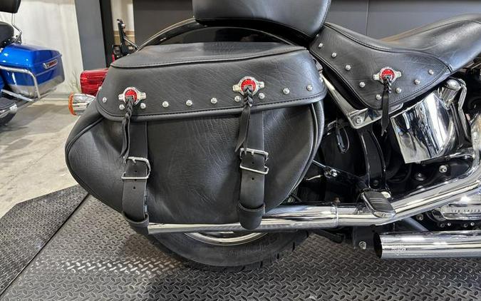 2016 Harley-Davidson® FLSTC - Heritage Softail® Classic