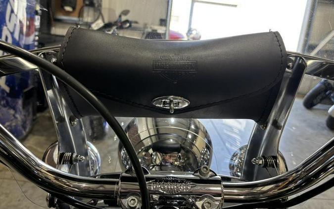 2016 Harley-Davidson® FLSTC - Heritage Softail® Classic