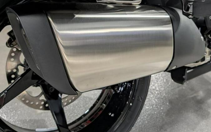 2026 BMW R 1300 RT Alpine White 3