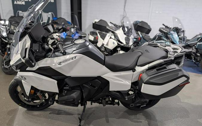 2026 BMW R 1300 RT Alpine White 3