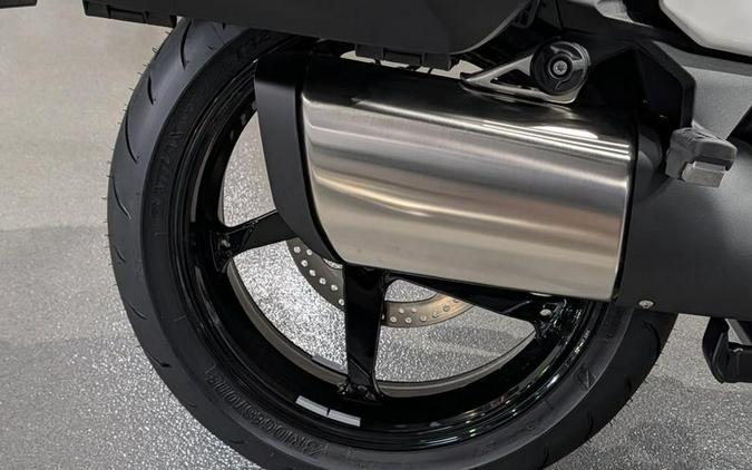 2026 BMW R 1300 RT Alpine White 3