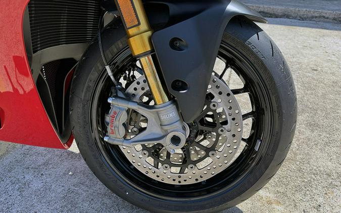 2026 Ducati Panigale V2 S Ducati Red V2 S