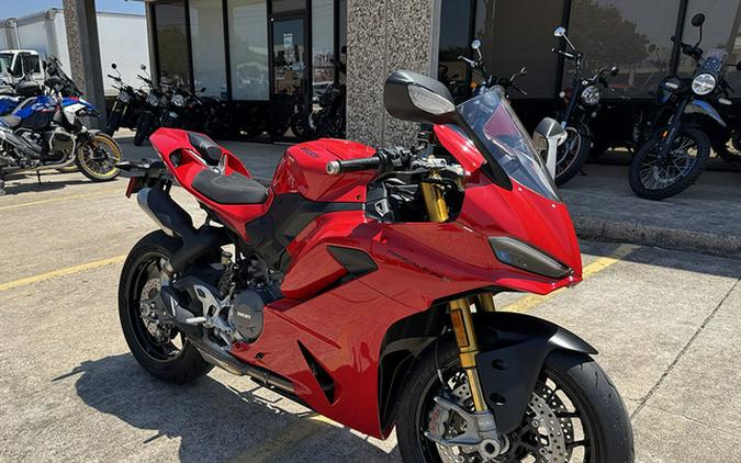 2026 Ducati Panigale V2 S Ducati Red V2 S