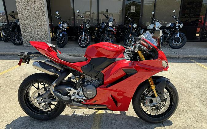 2026 Ducati Panigale V2 S Ducati Red V2 S