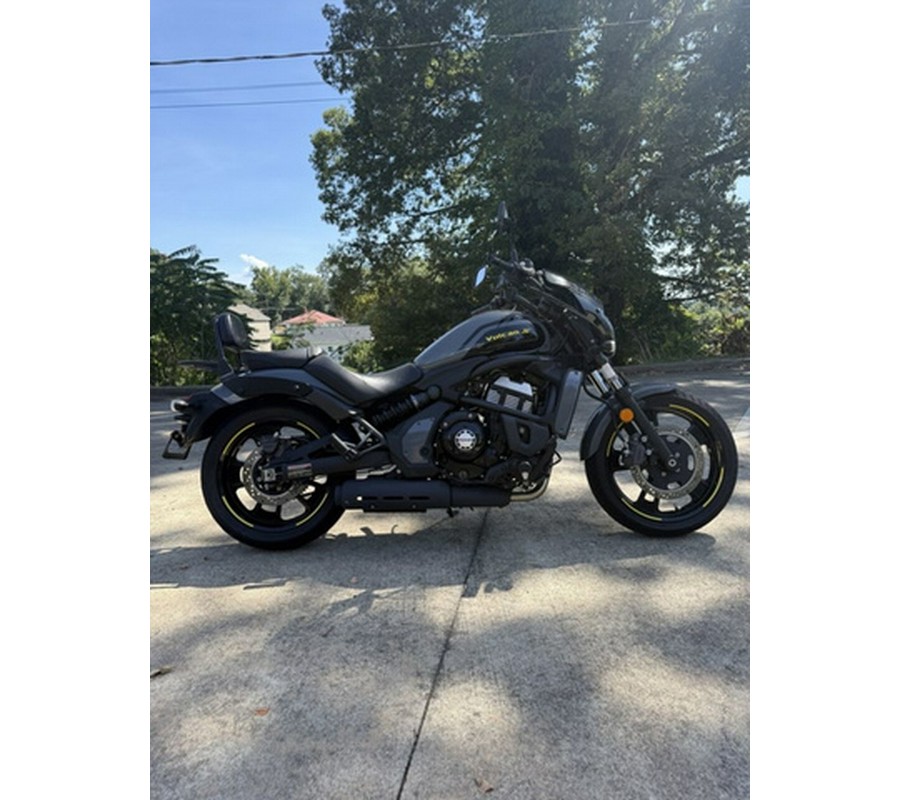 2023 Kawasaki Vulcan S Cafe