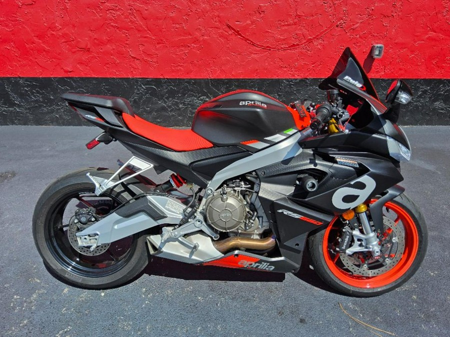 2021 Aprilia RS 660