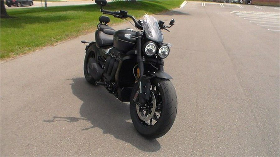 2024 Indian Motorcycle SPORT CHIEF, BLACK SMOKE, 49ST Base