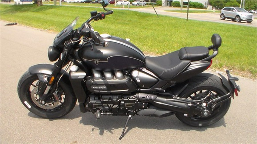 2024 Indian Motorcycle SPORT CHIEF, BLACK SMOKE, 49ST Base