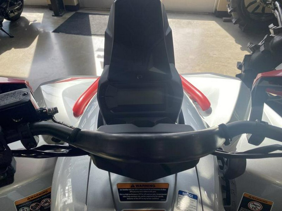 2026 Can-Am® Renegade X mr 1000 R Hyper Silver & Legion Red