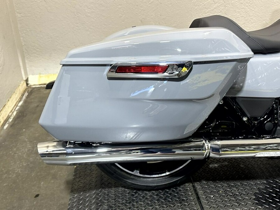 2026 Harley-Davidson® Street Glide® Dark Billiard Gray