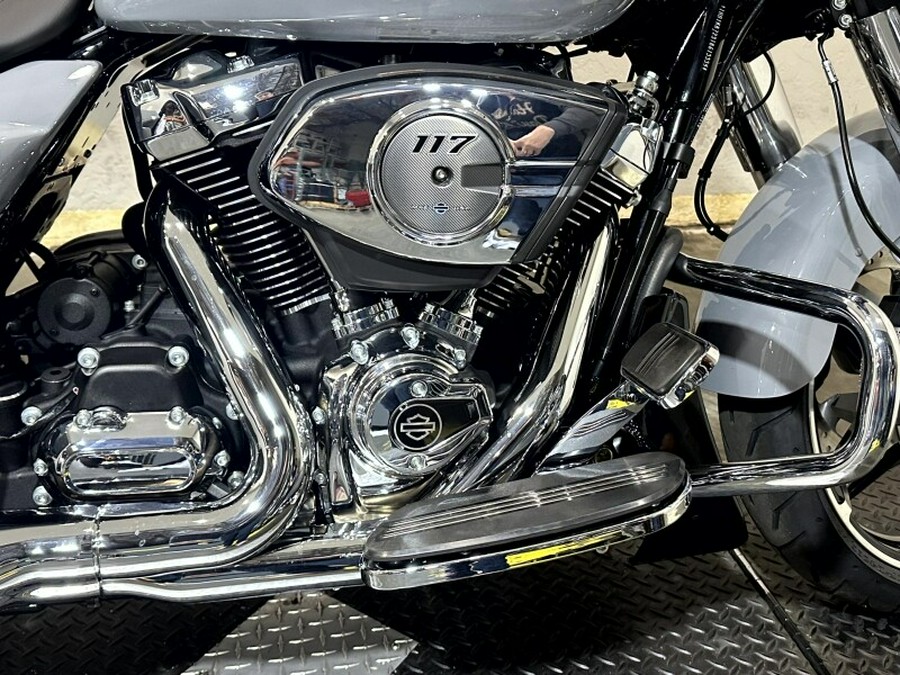 2026 Harley-Davidson® Street Glide® Dark Billiard Gray