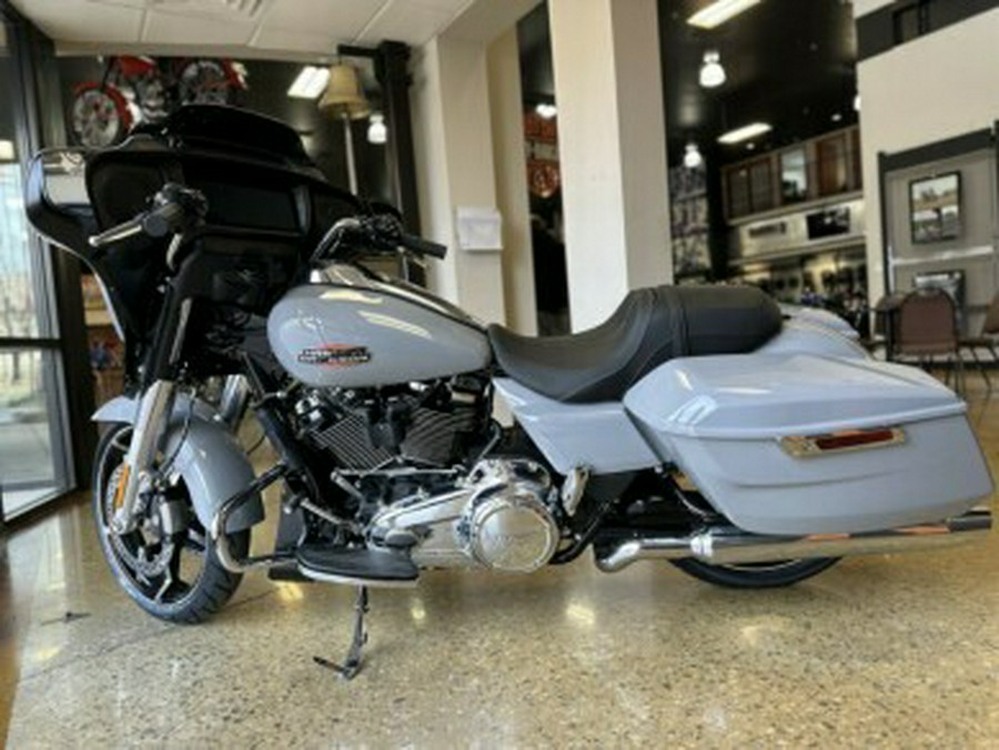 2024 Harley-Davidson Street Glide® Billiard Gray