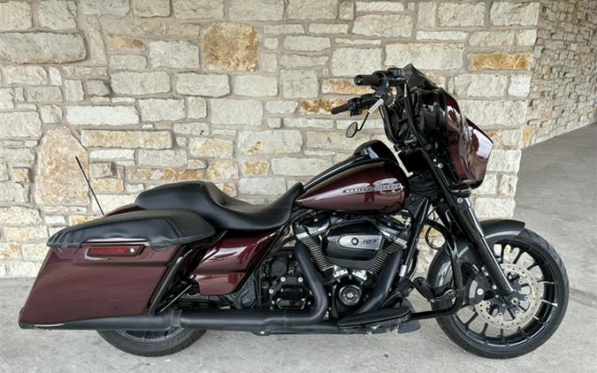 2018 Harley-Davidson Touring Street Glide Special