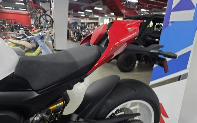 2025 Ducati STREETFIGHTER V4 S SUPREME