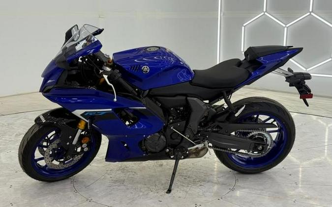 2025 Yamaha YZF-R7