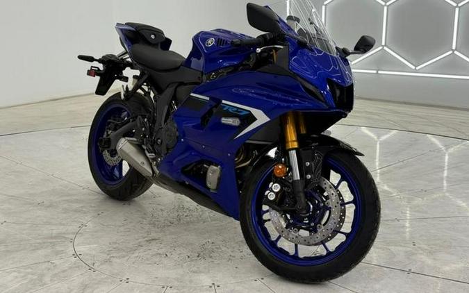 2025 Yamaha YZF-R7