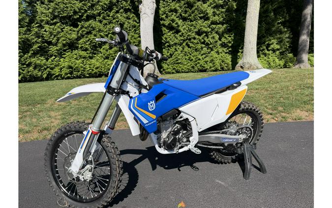 2025 Husqvarna Motorcycles FC 350 HERITAGE